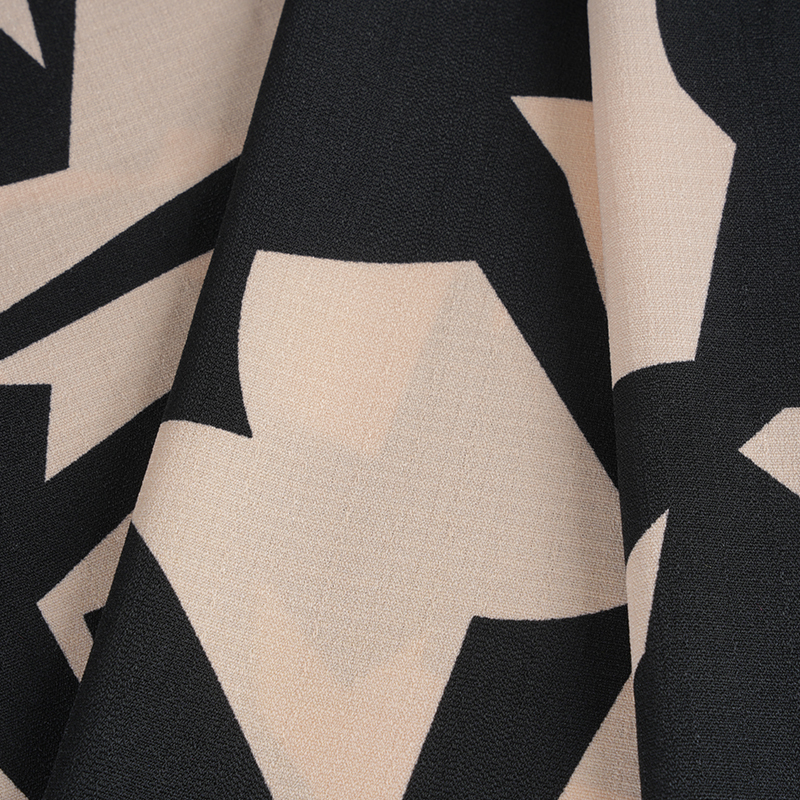 5068 قماش طباعة لينجلونج قنب وردي وأسود