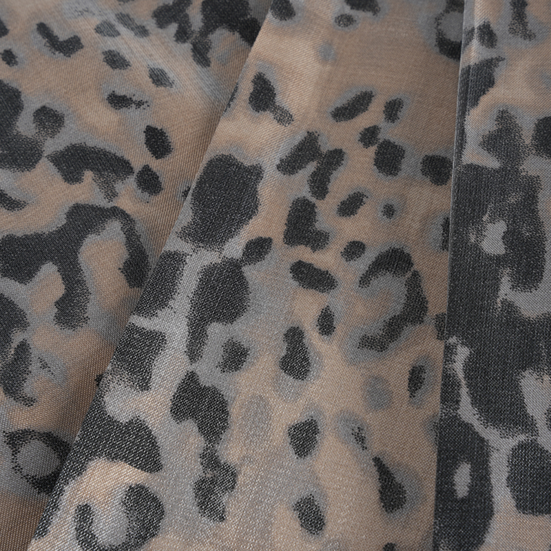 20d * 21s نسيج قطن ذهبي سميك بطبعة الفهد الصغيرة