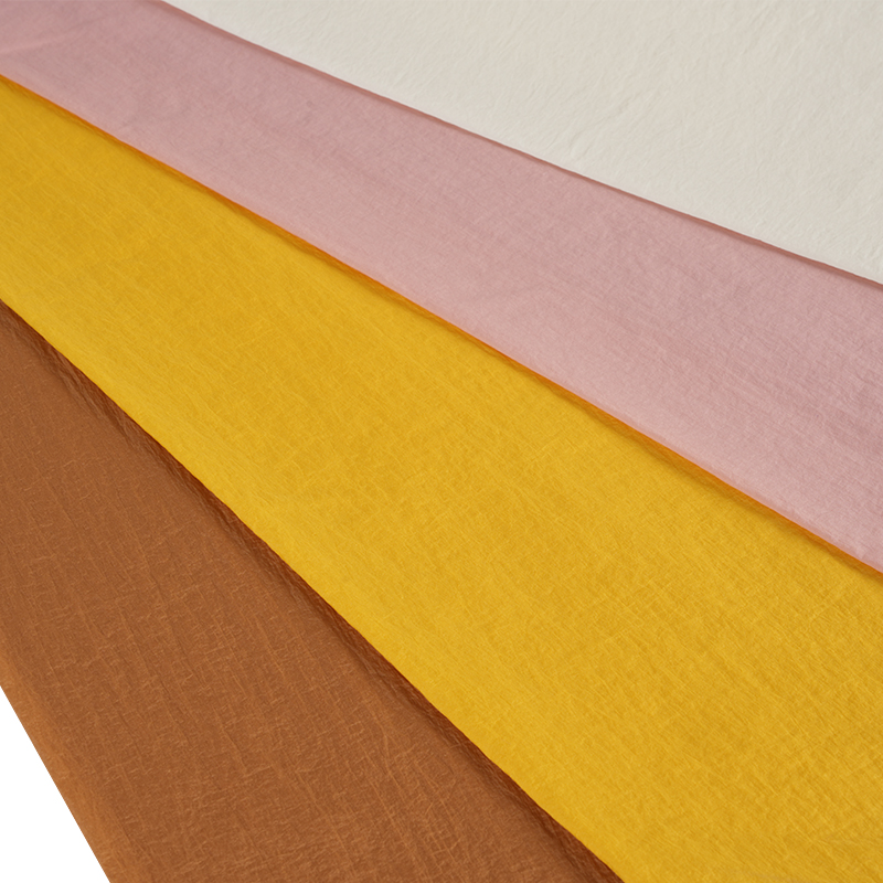 400T نسيج نايلون غزل صباغة منخفض المرونة شبه لامع